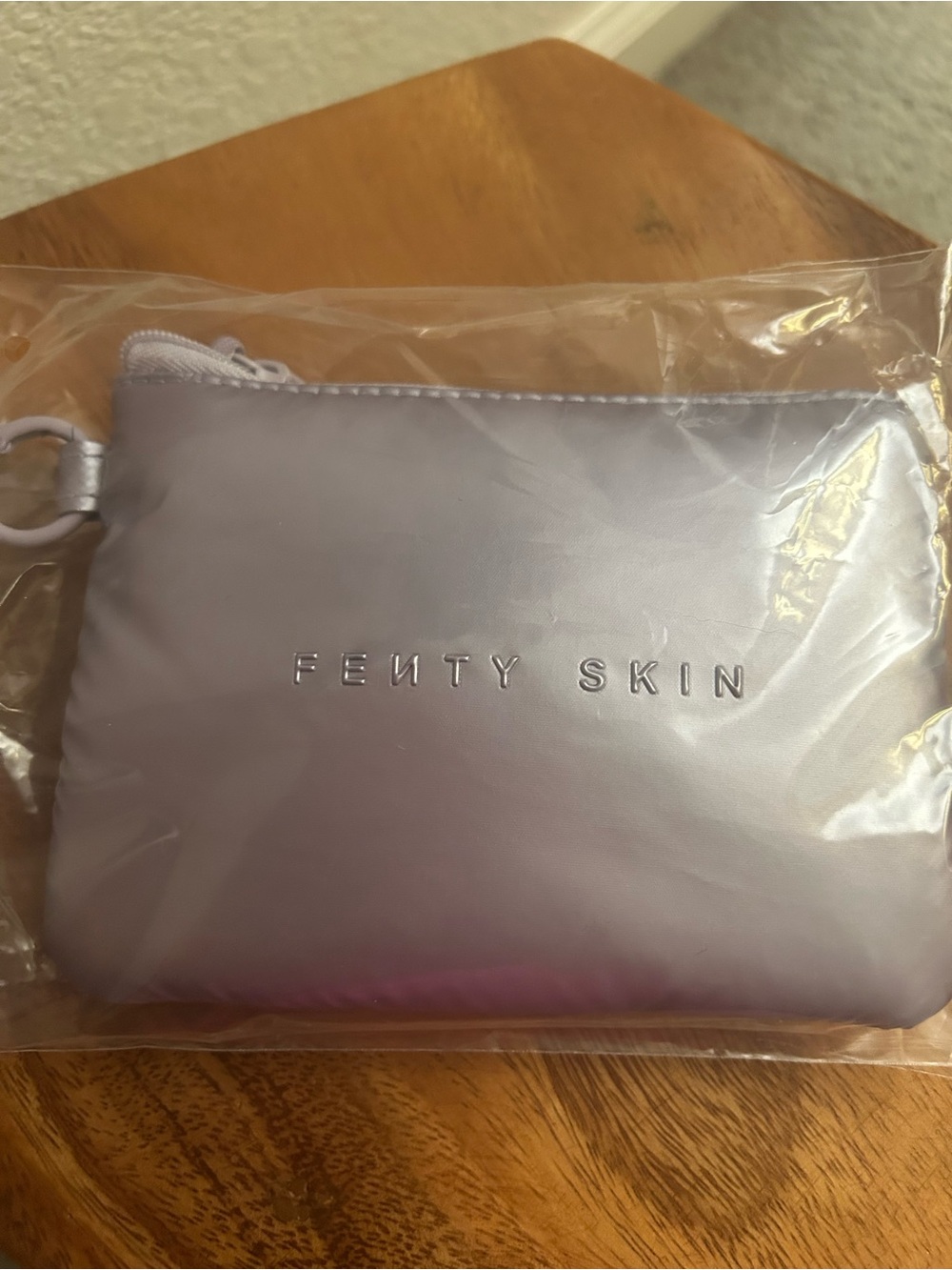 NEW★Fenty Beauty Puffy Makeup Pouch
